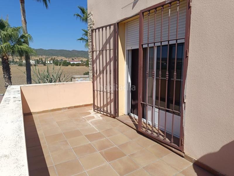 Foto 2022d8f6-6951-49b8-8952-9e0cda90e579. Masia amb aparcament piscina a El Higuerón Córdoba