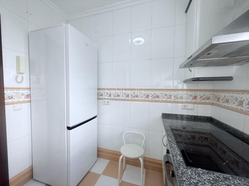 Foto c032a855-38f3-44a9-aa8d-93dd5eb28d3e. Affitto appartamento in Ciudad Jardín - Zoco Córdoba