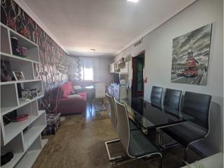 Alquiler Piso en Ciudad Jardín - Zoco. Se alquila piso seminuevo ,exterior,3 dormitorios,2 baños,garaje