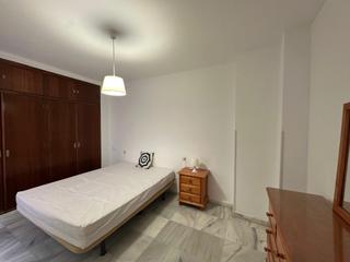 Lloguer Pis a Ciudad Jardín - Zoco. Se alquila piso junto a renfe