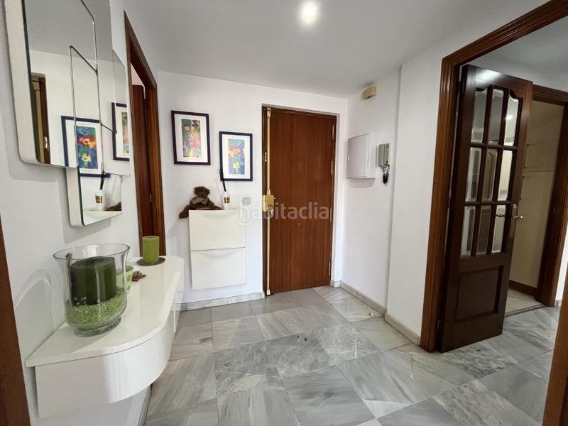 Foto 61d9bea3-3f93-4627-9878-3742790ec940. Appartamento con parcheggio in Ciudad Jardín - Zoco Córdoba