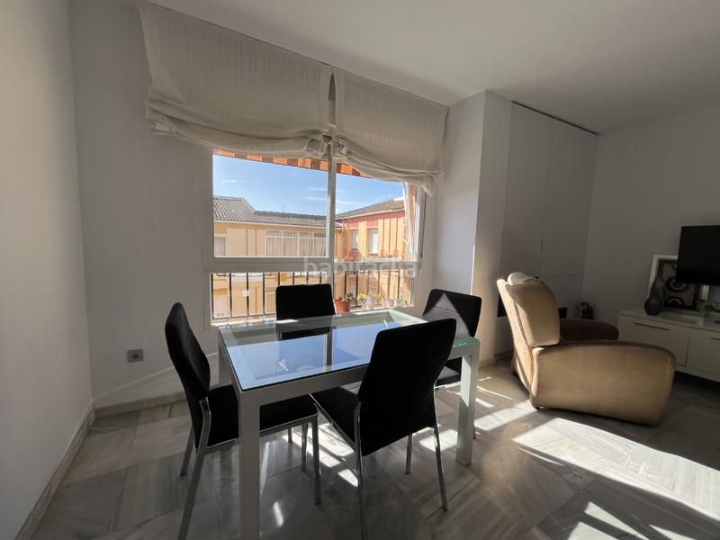 Foto f088d97e-2ca5-473f-a705-483c79d0542a. Appartamento con parcheggio in Ciudad Jardín - Zoco Córdoba