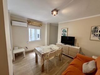 Affitto Appartamento in Ciudad Jardín - Zoco. Piso en alquiler para estudiantes en ciudad jardín  disponible e