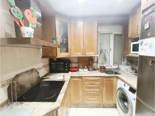Miete Etagenwohnung in Fátima - Levante. Piso con patio propio en la parte alta de fátima