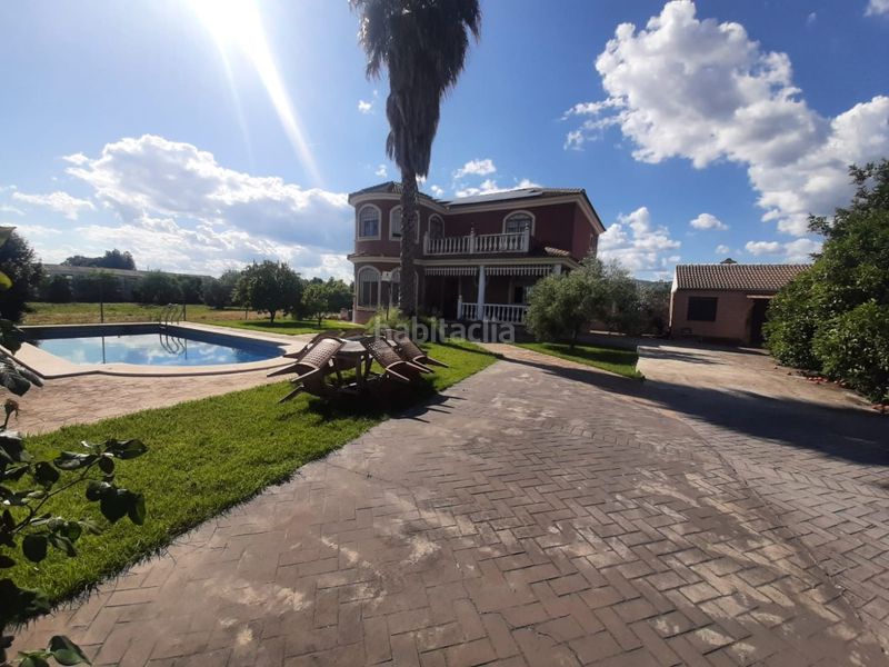 Foto 085bcd82-ee5e-42bd-b9bd-432e779d4277. Casa amb aparcament piscina a El Higuerón Córdoba