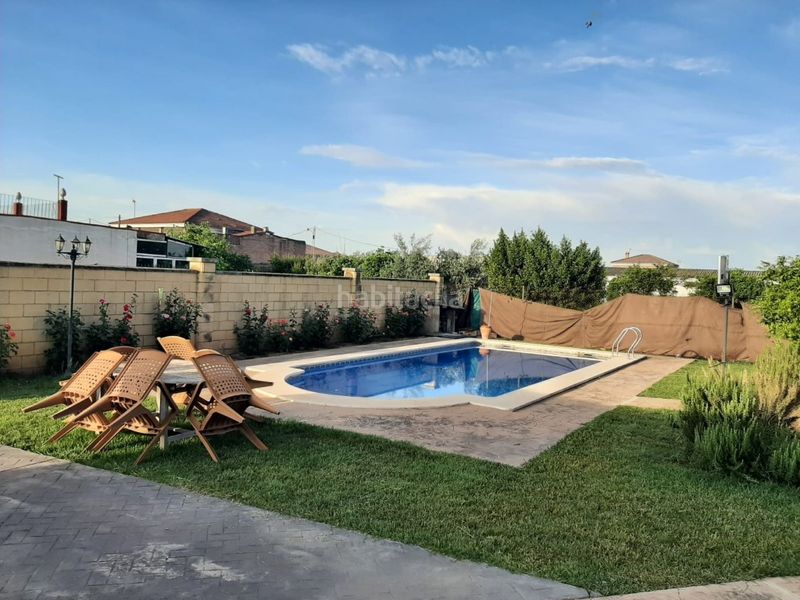 Foto 2c9c3445-f336-403a-87e9-61f5a8d47752. Casa amb aparcament piscina a El Higuerón Córdoba