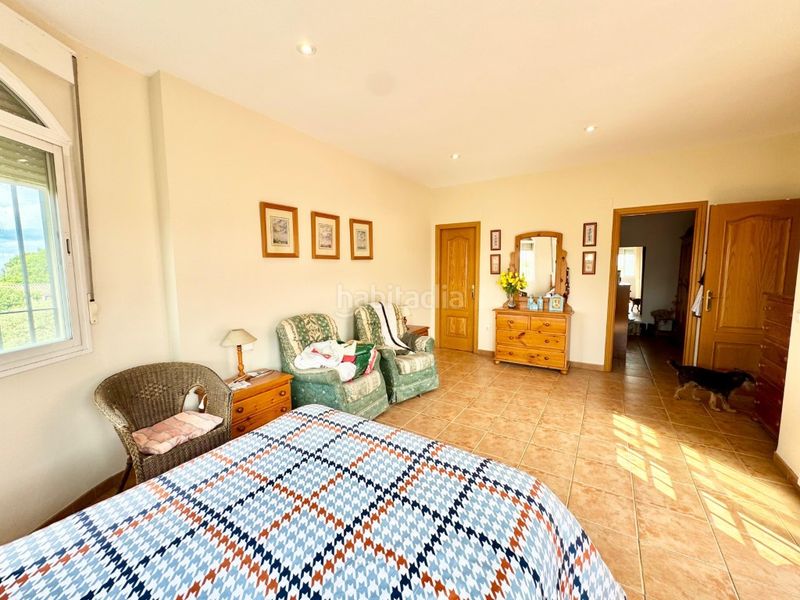 Foto f6707e85-bc50-4313-b776-227c2a550091. Casa amb aparcament piscina a El Higuerón Córdoba
