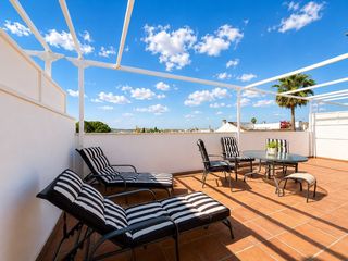 Piso en Casco Histórico  - Ribera - San Basilio. Ático seminuevo en plaza de la magdalena con amplia terraza y vi