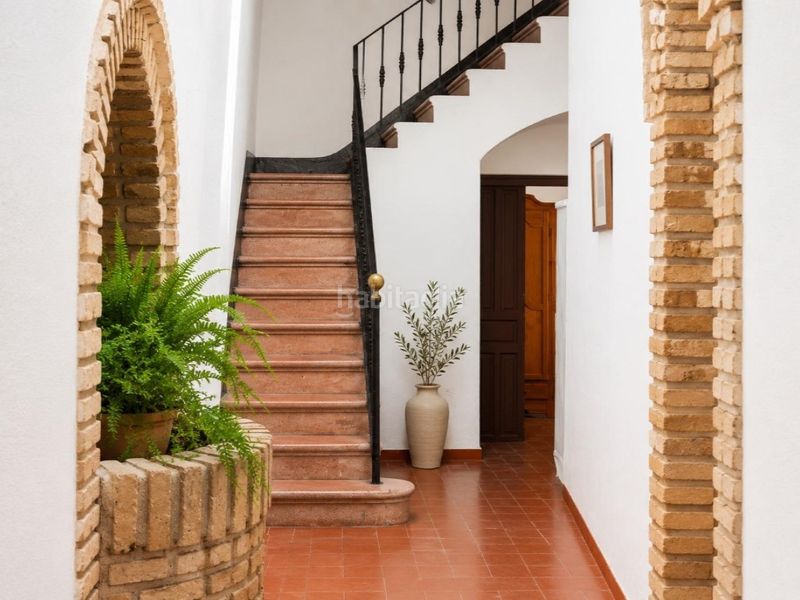 Foto f57b542a-c918-48c6-a89f-5cdf44ea6e7c. Casa amb aparcament a casco histórico - ribera - san basilio Córdoba