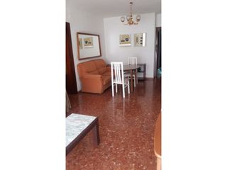 Rent Flat in Ciudad Jardín - Zoco. Alquiler para estudiantes o trabajadores en ciudad jardin