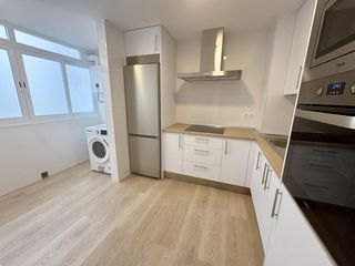 Rent Flat in Ciudad Jardín - Zoco. Piso de alquiler a estrenar para estudiantes en medina azahara t