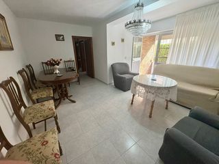 Affitto Appartamento in Vista Alegre - Parque Cruz Conde. Piso de 3 habitaciones para estudiantes en parque cruz conde