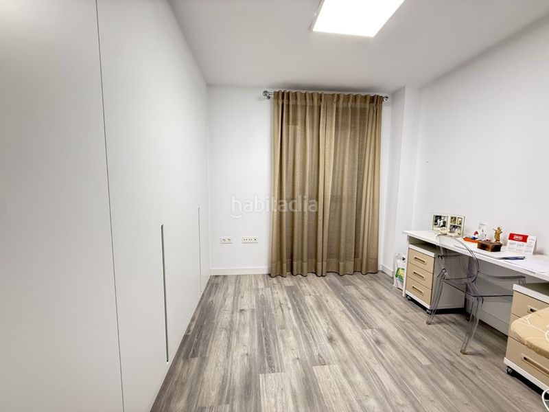 Foto a8afa9b7-2ec9-4829-843f-b190ca7b6038. Appartamento con parcheggio piscina in Ciudad Jardín - Zoco Córdoba