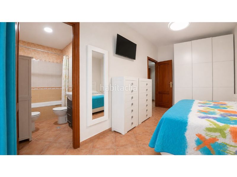 Foto 68bad75a-1feb-43d4-ae48-42013999ee5b. Casa a schiera con parcheggio in Carlota (La)