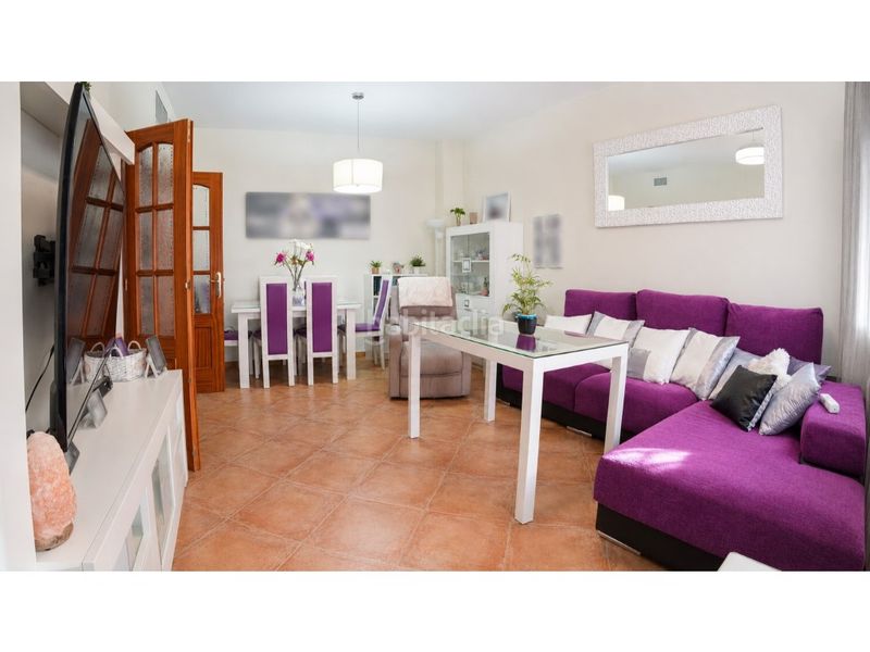 Foto e31fcab0-f366-4fa5-b480-71ca15d9461a. Casa a schiera con parcheggio in Carlota (La)