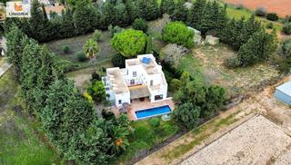 Casa en Parque Atlántico - Ronda este. Exclusiva villa independiente en parcela de 2.580 m privacidad,