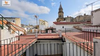 Casa  Calle berrocalas. Gran casa histórica en jerez  entre el barrio de san miguel y la