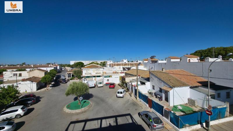Foto 81c55fca-3d4e-44d0-ad63-226c518dd63a. Maison dans del clavo 21 dans Parque Atlántico - Ronda este Jerez de la Frontera