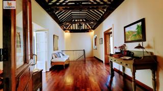 Casa  Calle guadalete. Espectacular casa de 2 plantas, con 2 viviendas, situada en plen