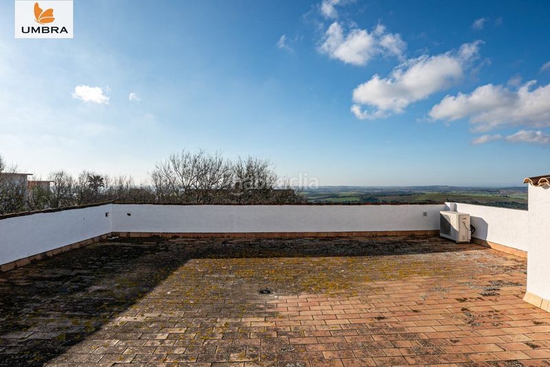 Foto a559298a-2db2-4b7b-89ca-8a4f06921221. Casa amb aparcament a Medina Sidonia
