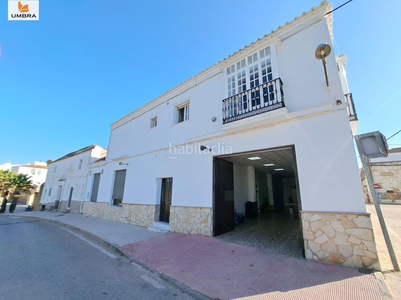 Foto 08530d63-23cf-4240-a4e7-7a060fcc96e2. Casa amb aparcament a Medina Sidonia