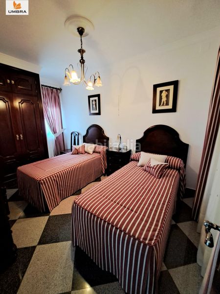 Foto cde3fea6-a03f-4715-8cc9-5fbf3815ceed. Casa amb aparcament a Medina Sidonia