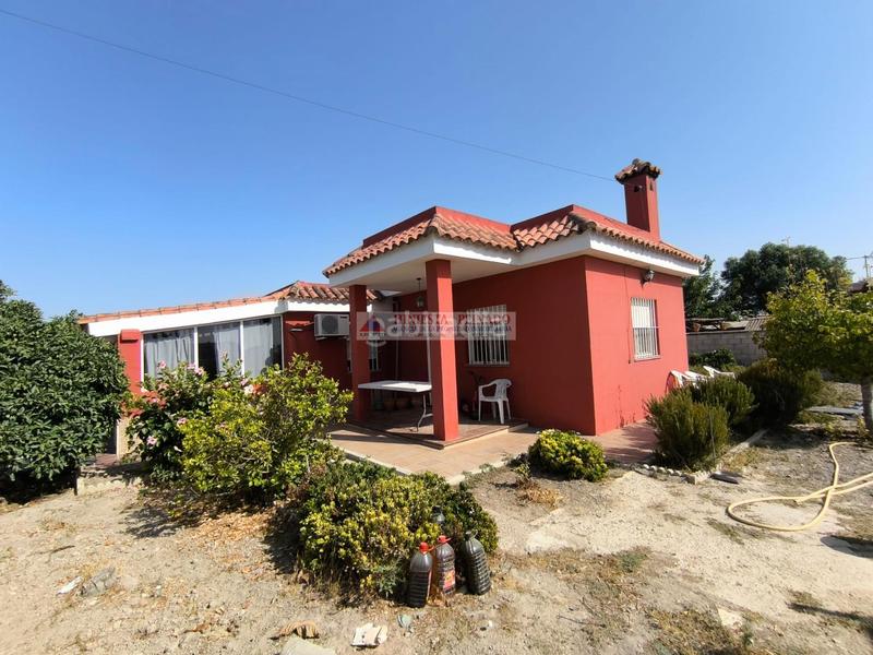 Foto a613fb24-bcac-4c9f-895d-8bd2bc4bc203. Chalet el puerto de santa maríachalet en Carretera de Sanlúcar - Sudamérica Puerto de Santa María (El)