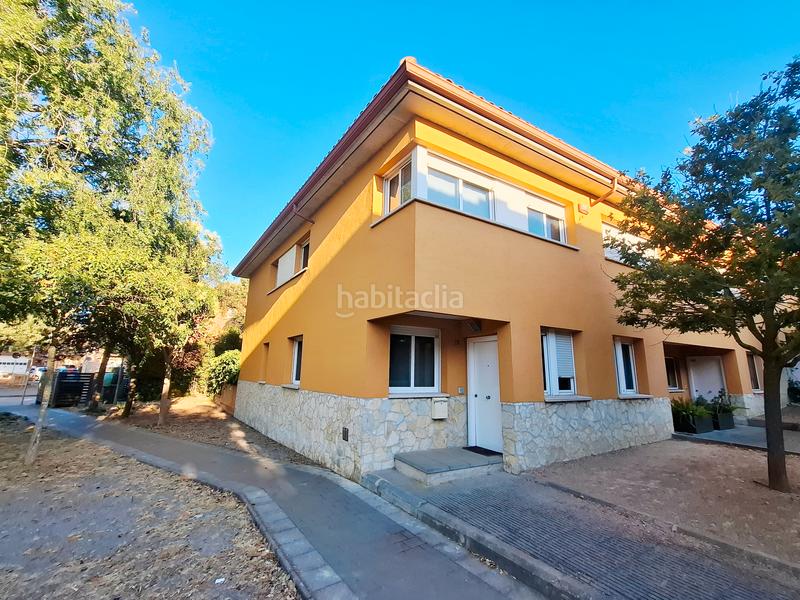 Foto 273f92c1-e499-4f01-ad91-aef3d3b611cc. Casa adossada amb calefacció aparcament piscina a Pals