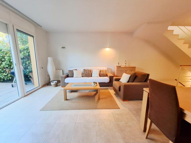 Foto a1a77bb2-5e2a-44f1-b5ab-523db9556145. Casa adossada amb calefacció aparcament piscina a Pals