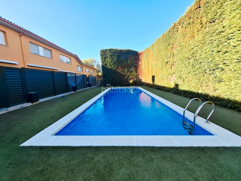 Foto b1109b0b-0779-41d6-94a2-c29d508757e0. Casa adossada amb calefacció aparcament piscina a Pals