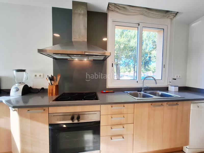 Foto bff47e5a-3d19-4eb1-a2bb-c661529f7052. Casa adossada amb calefacció aparcament piscina a Pals