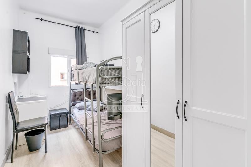 Foto 9bee8d89-ef85-4b9d-bd07-ef7a024ee696. Appartement avec chauffage dans Turó de la Peira Barcelona