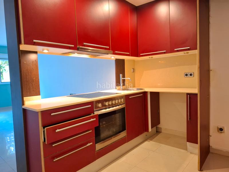 Foto 7249e0fd-3744-4747-8f49-57c515cc9b55. Local comercial local/vivienda en calle tranquila en Barcelona