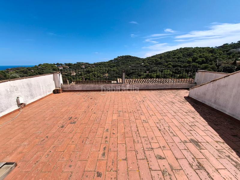 Foto 5dfd9671-594e-426b-bd05-af6fb6f30369. Masia amb xemeneia aparcament a Begur Begur