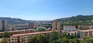 Pis  Carrer del pedraforca. Piso con ascensor y con vistas