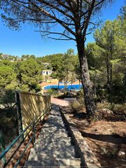 Masia a Las Jaras. Casa adosada con terreno hipotecable