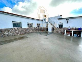 Casa en Alcolea. Quemadillas parcela de 1.000m con casa de 175 m. piscina y trast