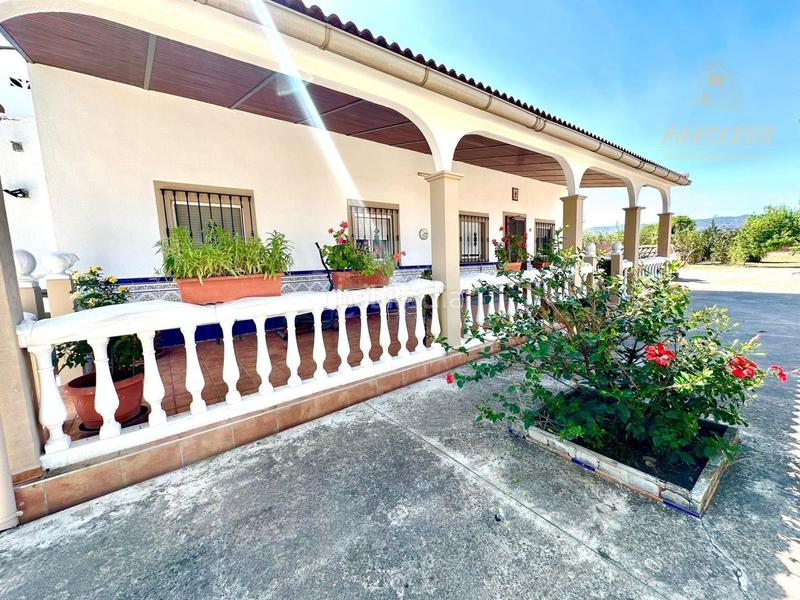 Foto 469afa48-b9e8-46e7-9a75-fe24be92840c. Casa amb aparcament a El Higuerón Córdoba