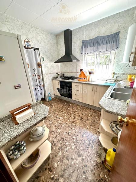 Foto 85d61844-f165-43fd-8d9b-6bbb82ae3eea. Casa amb aparcament a El Higuerón Córdoba