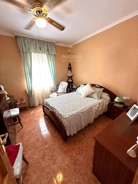 Foto 40ba99a2-27ab-4280-9070-d94fa372e6be. Casa amb calefacció piscina a El Higuerón Córdoba