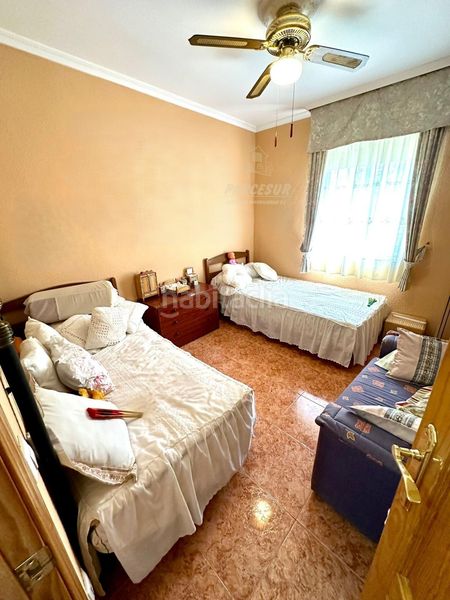 Foto ee564bde-e0ac-47d5-805f-ef07172cfce8. Casa amb calefacció piscina a El Higuerón Córdoba
