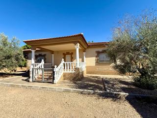 Mas à Almodóvar del Río. Zona villarrubia  hipotecable  parcela de terreno de 2000m2 con