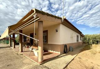 Maison à Alcolea. Casa de campo en las quemadas, córdoba  oportunidad única