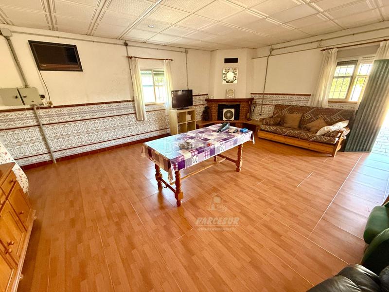 Foto d9d56c96-f2a8-4ce3-a546-a4971f452fe5. Masia amb aparcament piscina a El Higuerón Córdoba