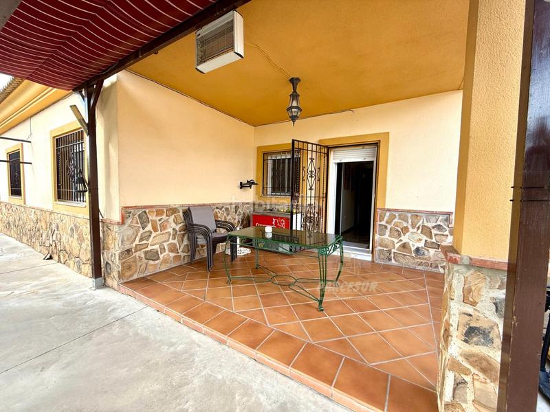 Foto 1a5109c2-1e11-4565-b7d9-d1174d34d226. Casa con parcheggio piscina in El Higuerón Córdoba