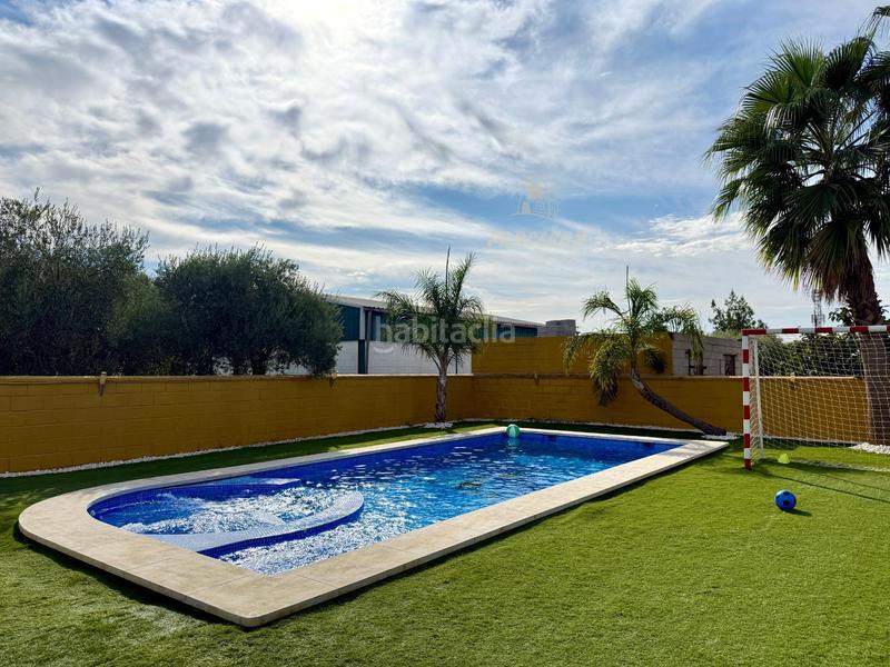 Foto ae1a53eb-c375-4c28-b24f-5392f200fdcc. Casa con parcheggio piscina in El Higuerón Córdoba