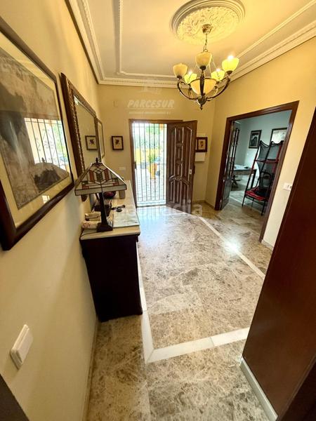 Foto d8dce1ad-344d-4f34-a0cd-f2ee741c07ac. Casa con parcheggio piscina in El Higuerón Córdoba