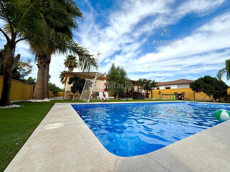 Foto f7e1ebbd-5a48-4f17-b866-95f2f14c0802. Casa con parcheggio piscina in El Higuerón Córdoba