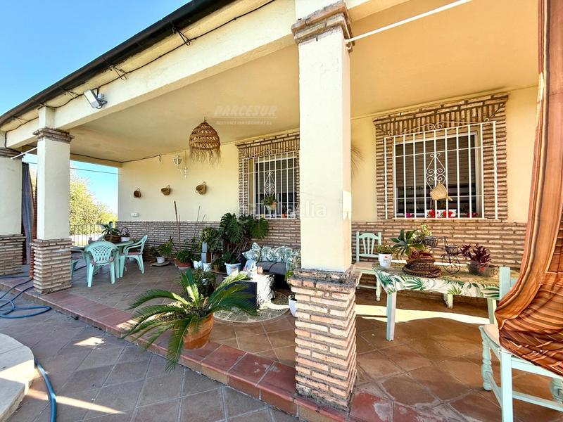 Foto 2dcf4116-68ff-4ee7-91e1-1b3bf3fb90f1. Masia amb piscina a Almodóvar del Río