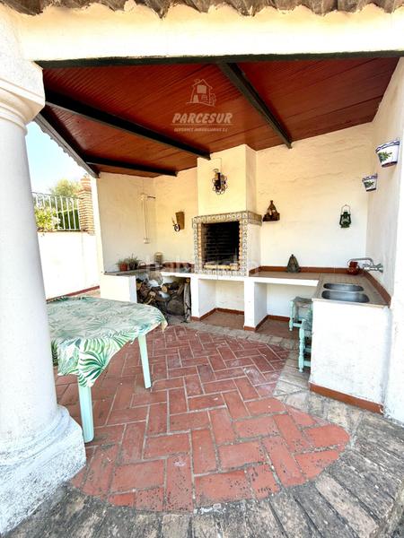 Foto dc777094-bb7e-4442-a181-8c2319f9ecb9. Masia amb piscina a Almodóvar del Río